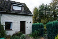 Hauptbild Reihenendhaus mit großem Garten